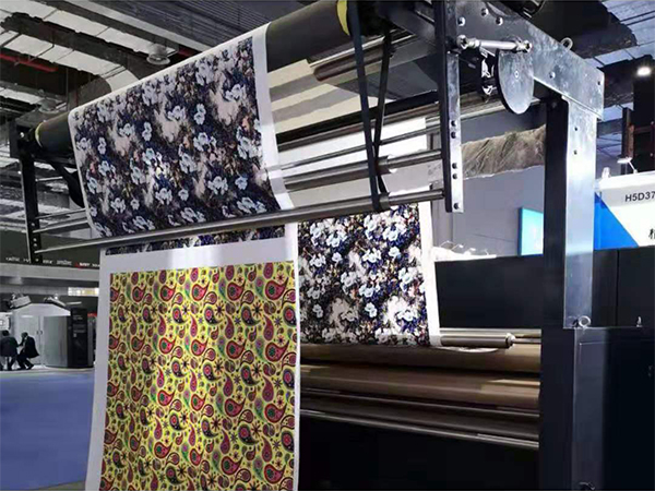 導(dǎo)布輥、傳動軸合作案例(6) 副本2.jpg